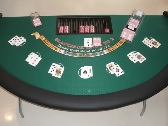 8 Advantages to Playing Online Casino Games — illustration